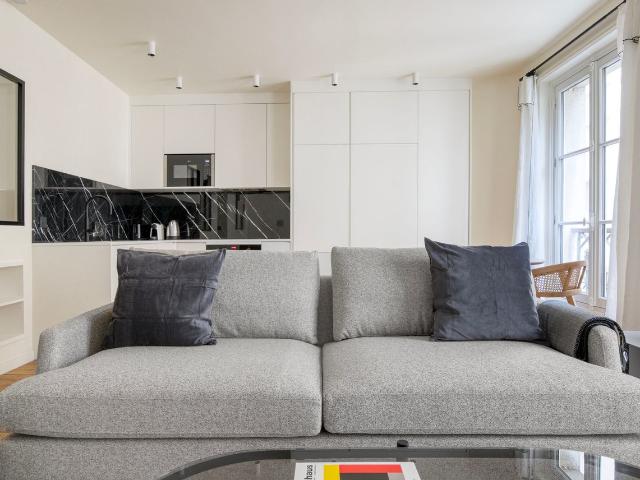 Charming Furnished 1BR in Batignolles, Paris, Paris Amsterdam Apartments for Rent