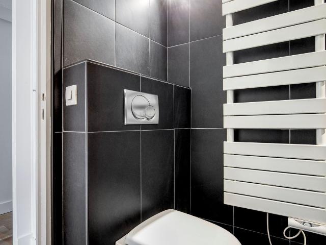 Charming Furnished 1BR in the Heart of Paris, Paris Amsterdam Apartments for Rent