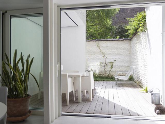 Beautiful furnished apartment with garden