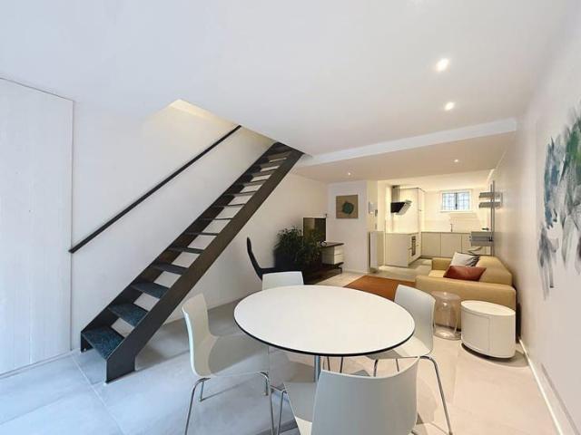 Charming furnished duplex apartment with terrace and garden