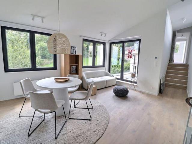 CHARMING FURNISHED RETREAT NEAR THE BOITSFORT PONDS