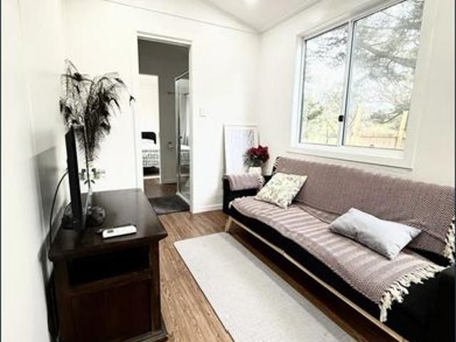 Charming Furnished Tiny Home with Scenic Views