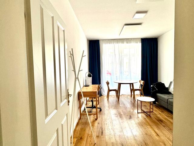 Charming garden apartment in a lively neighborhood, Vienna Amsterdam Apartments for Rent