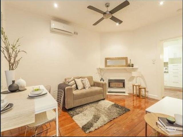 Charming Geelong West living in a prime location