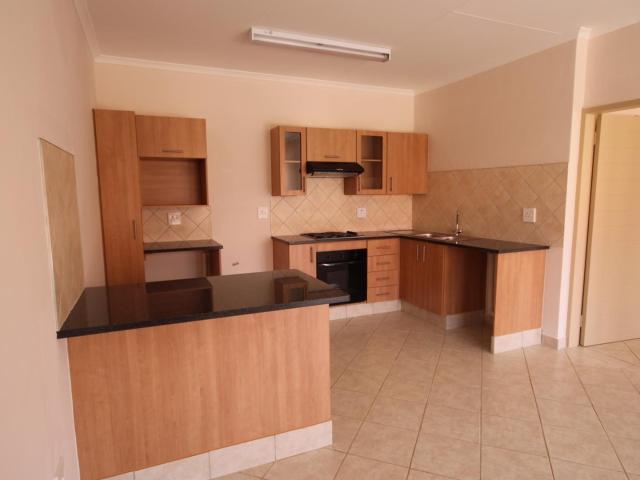 Charming Ground floor 1 bedroom, 1 bathroom apartment, Carport