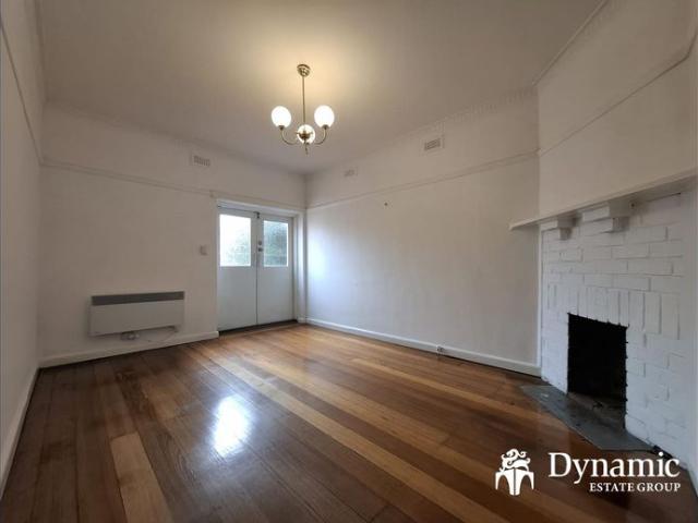 Charming Ground Floor Duplex in Prime South Yarra Location