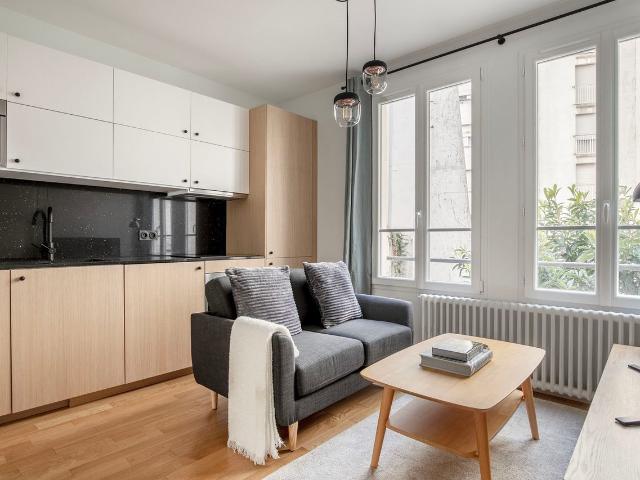 Charming Gros Caillou One Bedroom Retreat, Paris Amsterdam Apartments for Rent