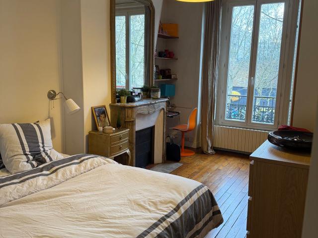 Charming Haussmann apartment, 50m from the Bois de Vincennes, Paris Amsterdam Apartments for Rent