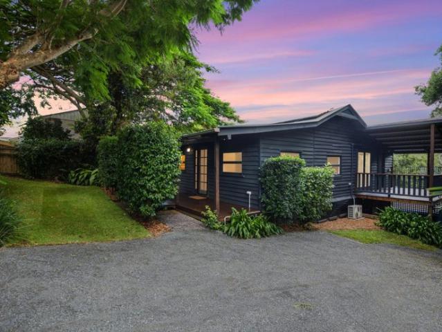 Charming Hinterland Cottage