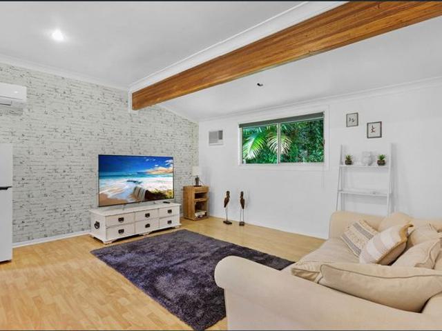 Charming Hinterland Furnished Cottage – 2 Bedroom Retreat with Country Surrounds