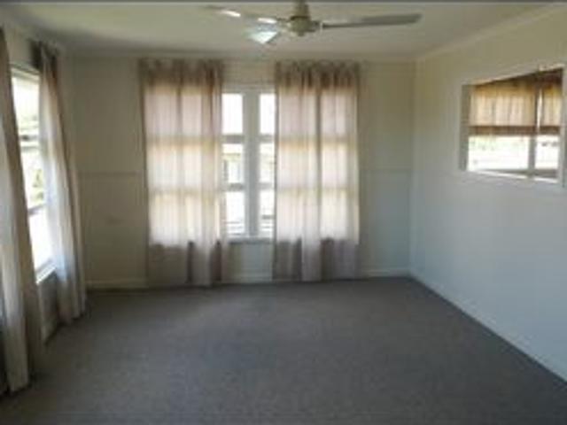 Charming Highset Home in a Convenient Location
