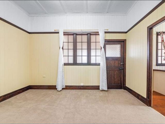 Charming Home on a Large Fully Fenced 923m² Block