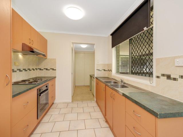 Charming Home on the Edge of the Hill in Mount Louisa