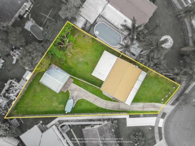 Charming Home on 786m2 with Endless Potential