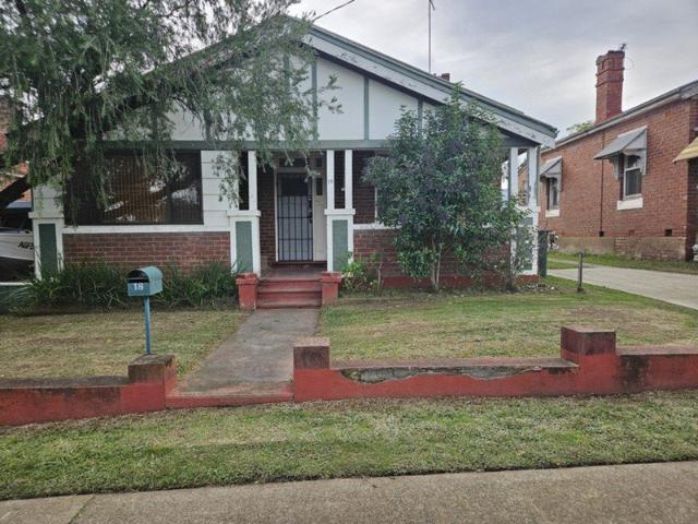 CHARMING HOME CENTRAL LOCATION