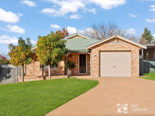 CHARMING HOME, CONVENIENT LOCATION