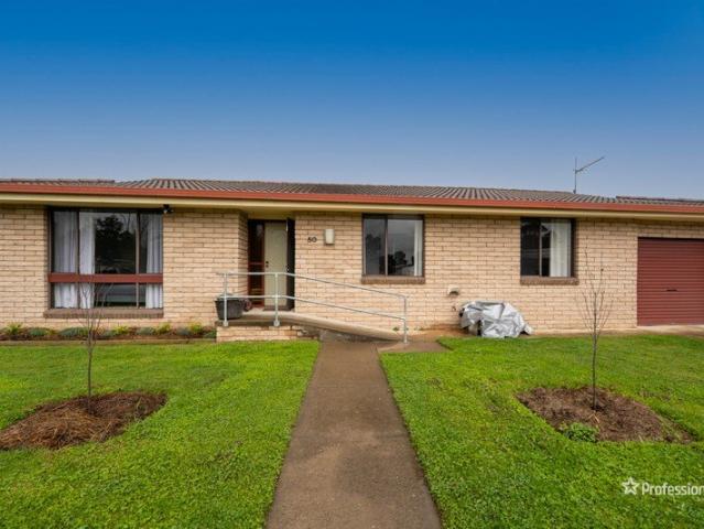 CHARMING HOME FOR RENT SPACIOUS & STYLISH!