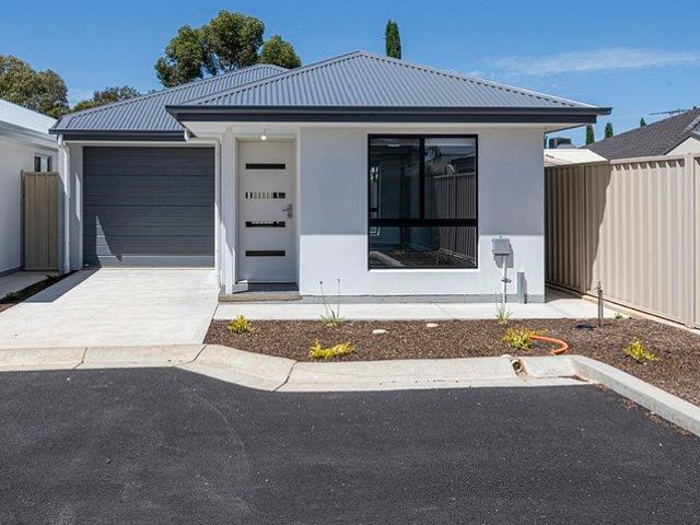 Charming Home in Munno Para West