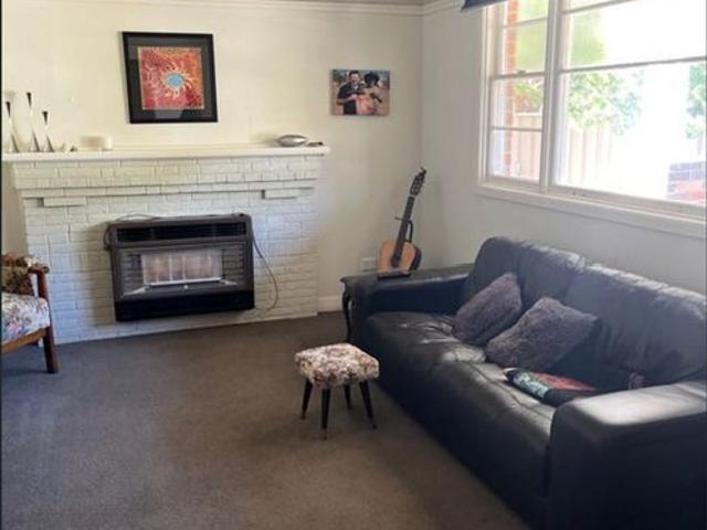 CHARMING HOME IN A PRIME LOCATION