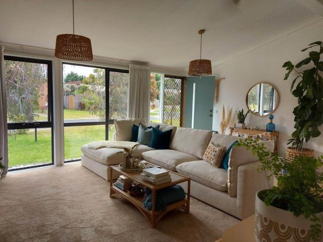 Charming Home in a Quiet Court Location