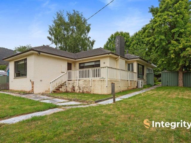 Charming Home in Beautiful Marysville