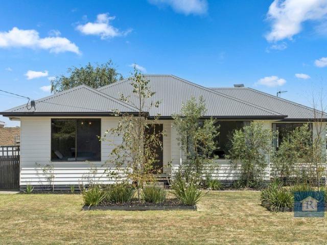 Charming Home in Convenient Location