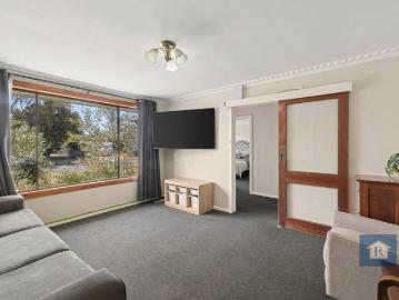 Charming Home in Convenient Location
