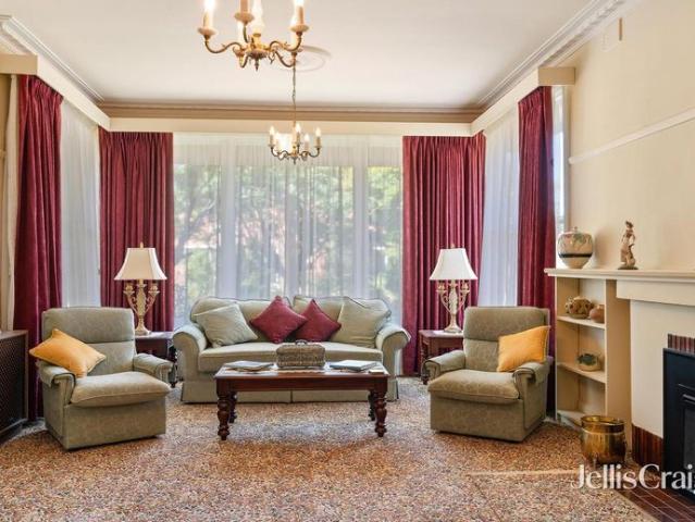 Charming home in prime Lake Wendouree location