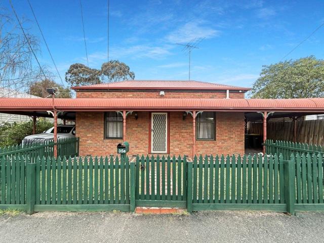 CHARMING HOME IN PRIME LOCATION