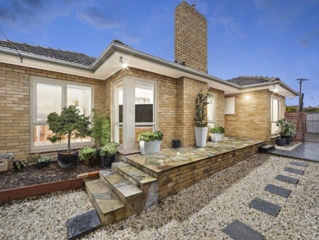 Charming Home in Prime Position