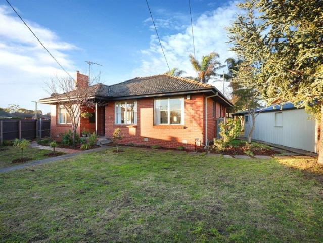 Charming home in prime Thomson location