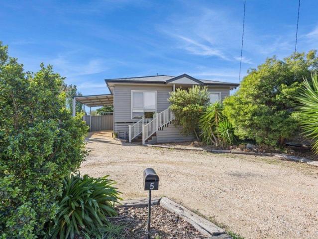Charming Home in Sailors Gully