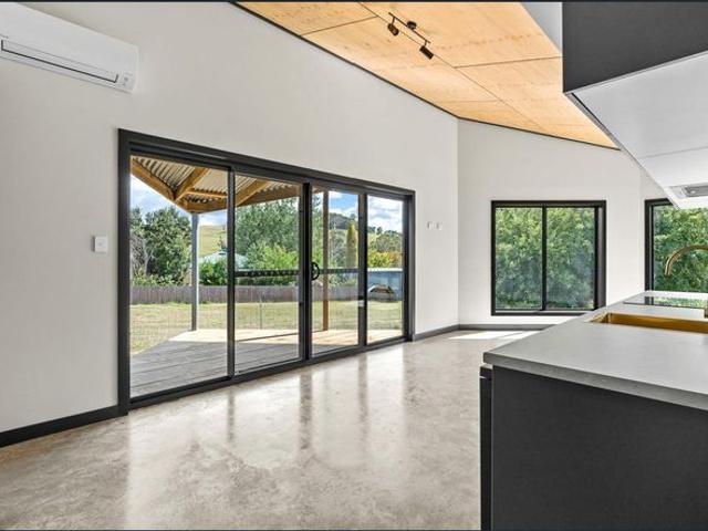 Charming Home in Serene Herrick