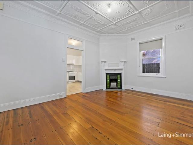 CHARMING HOME IN THE HEART OF GRANVILLE