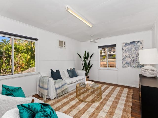 Charming Home in the Sought After Suburb of North Ward
