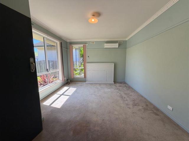 Charming Home in Toora