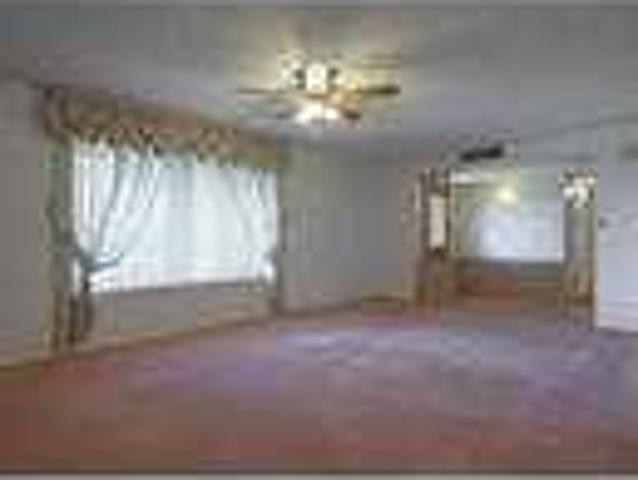 Charming Home in Washington With Large Downstairs Wanting a 6 Month Lease