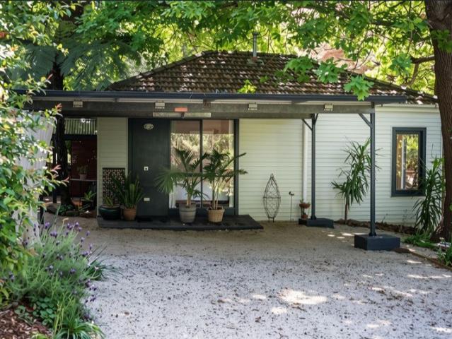 Charming Home with garden maintenance included
