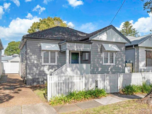 Charming Home with Separate Studio in Prime New Lambton Location