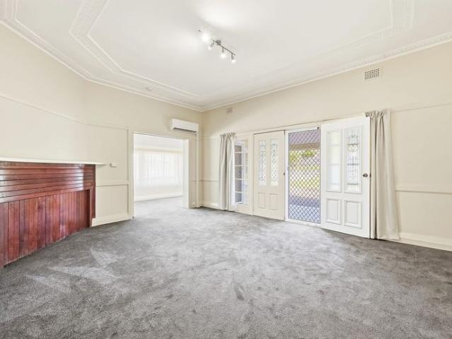 Charming Home With Spacious Yard