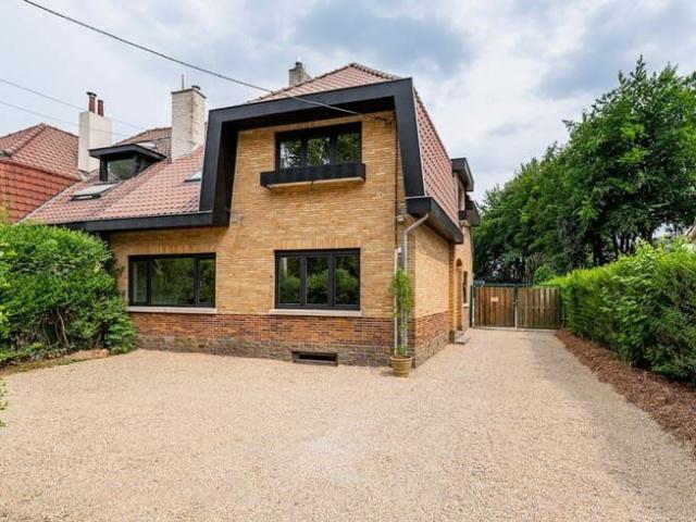 Charming house 5 bdr garden & terrace – family/co housing
