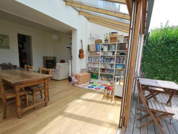 Charming house 3bdr + SW garden