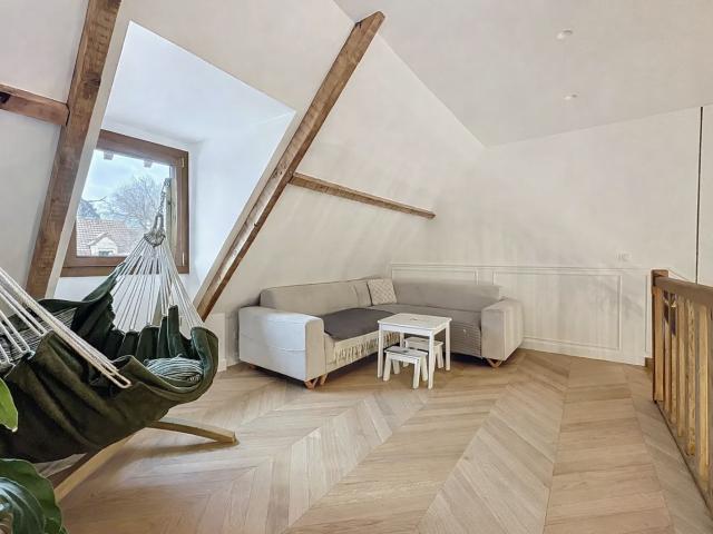 Charming house with mezzanine and sauna — 45 min from Paris