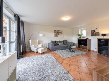 Charming house with terrace in Cologne Wahn near the airport, Koln Amsterdam Apartments for Rent