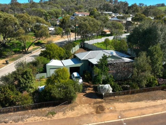 Charming In Town Home with Views, Gardens & Character