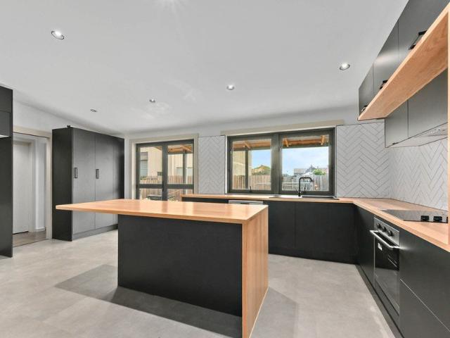 Charming Invermay Home with Flexible Living