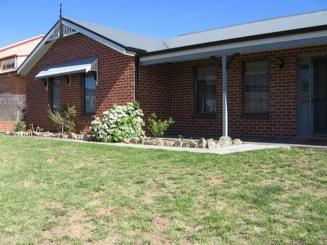 Charming Jindabyne Home in a Quiet Cul de Sac