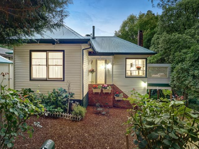 CHARMING KALLISTA RETREAT SHORT TERM RENTAL UNTIL 1ST FEBRUARY 2027