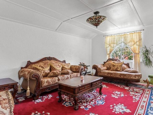 Charming Kings Meadows Family Home