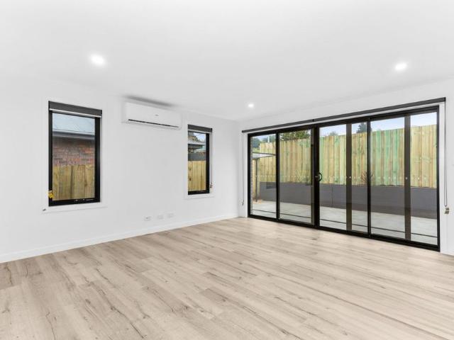 Charming Kings Meadows Rental Gem!